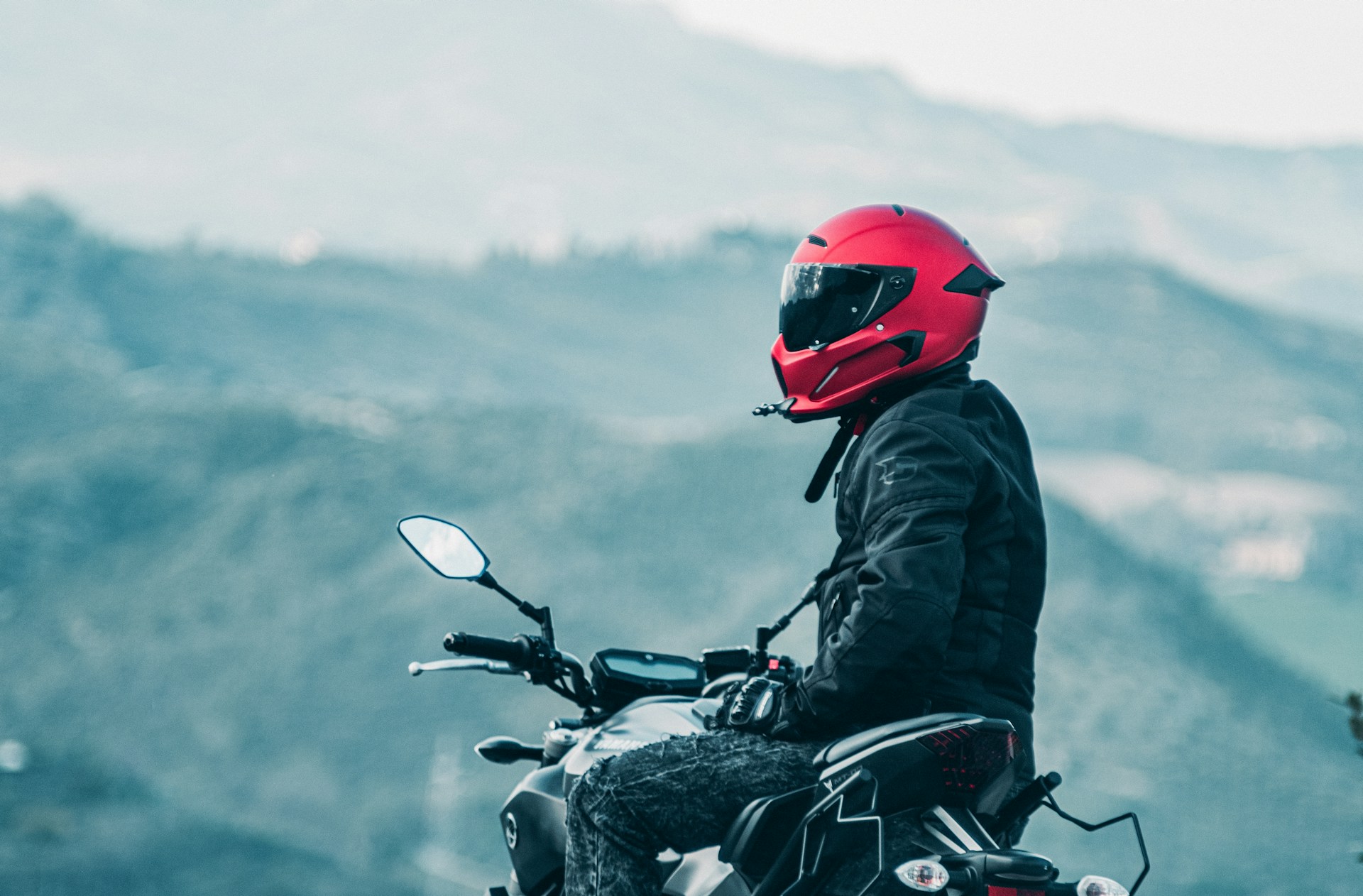 Motorcycle riding equipment 1 Motorcycle riding equipment -Motorcycle riding equipment daniele franchi V1jXtiLkkpI unsplash